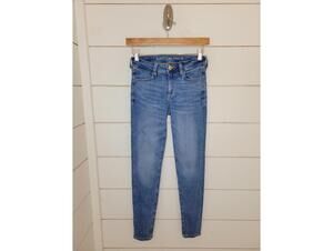 American Eagle Outfitters size 00 short light-medium blue wash jegging jeans
